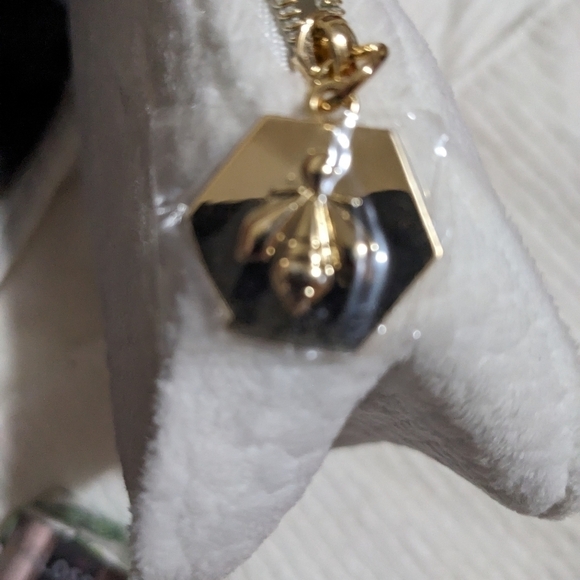 Guerlain Paris makeup bag beauty bundle - Picture 4 of 12